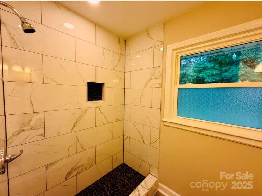 509 North Street, Belmont, NC 28012.  MLS# CAR4257016, YatesRealty ID 25278. 