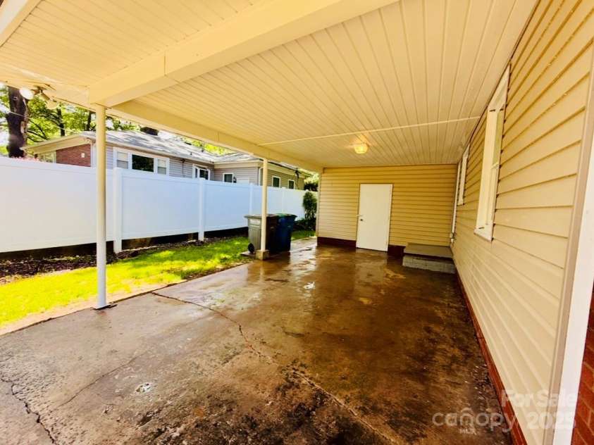 509 North Street, Belmont, NC 28012.  MLS# CAR4257016, YatesRealty ID 25278. 