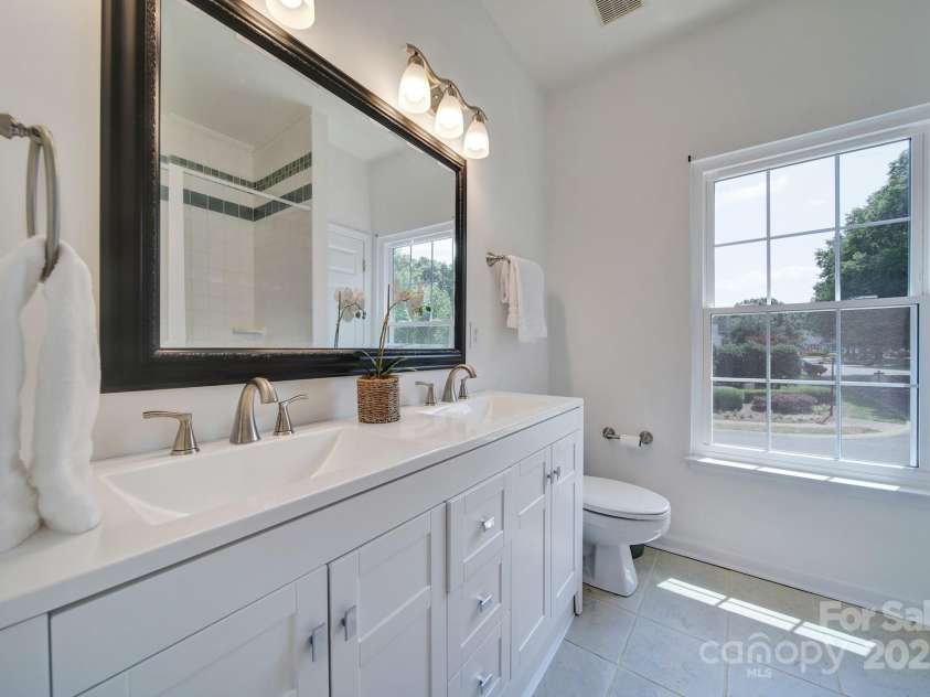 1201 Beckford Glen Drive, Waxhaw, NC 28173.  MLS# CAR4266155, YatesRealty ID 25279. 