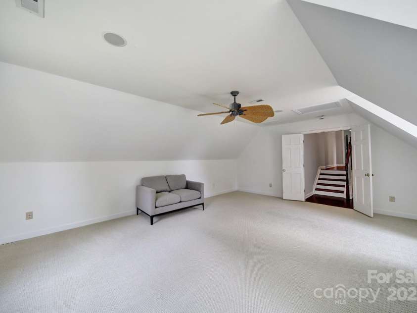 1201 Beckford Glen Drive, Waxhaw, NC 28173.  MLS# CAR4266155, YatesRealty ID 25279. 