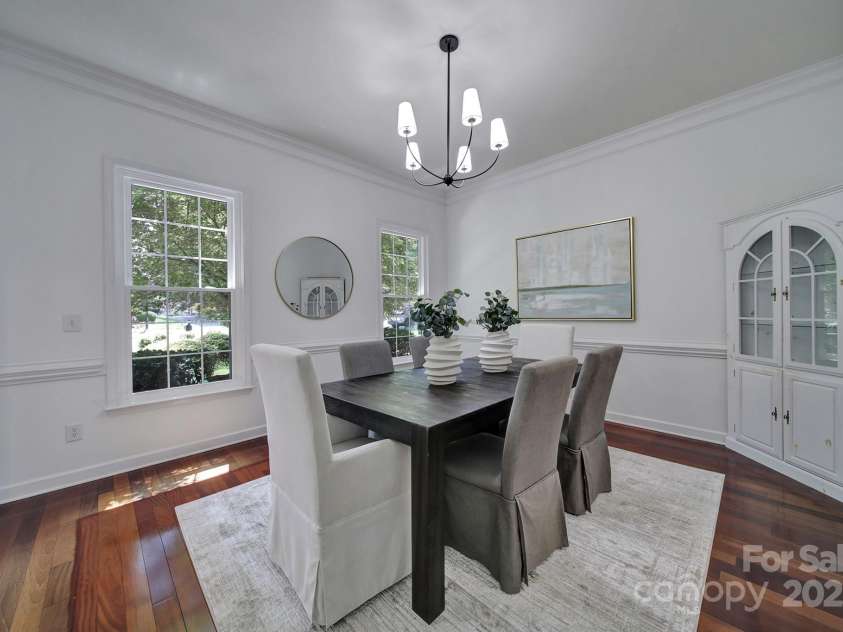 1201 Beckford Glen Drive, Waxhaw, NC 28173.  MLS# CAR4266155, YatesRealty ID 25279. ...with Chair Rail and Upgraded Fixture