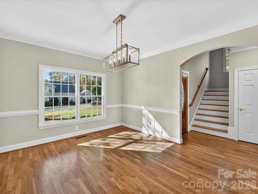 21410 Pinecrest Place, Cornelius, NC 28031.  MLS# CAR4321190, YatesRealty ID 25279. 