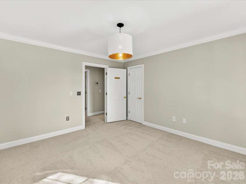 21410 Pinecrest Place, Cornelius, NC 28031.  MLS# CAR4321190, YatesRealty ID 25279. 