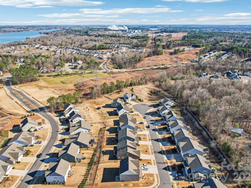 1426 Whitman Court, York, SC 29745.  MLS# CAR4227573, YatesRealty ID 2528. 