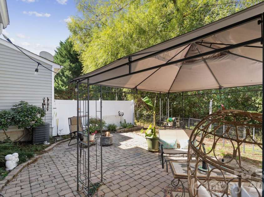 6037 Queens Walk Court, Fort Mill, SC 29707.  MLS# CAR4351635, YatesRealty ID 2528. 