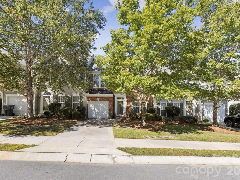 6037 Queens Walk Court, Fort Mill, SC 29707.  MLS# CAR4351635, YatesRealty ID 2528. 