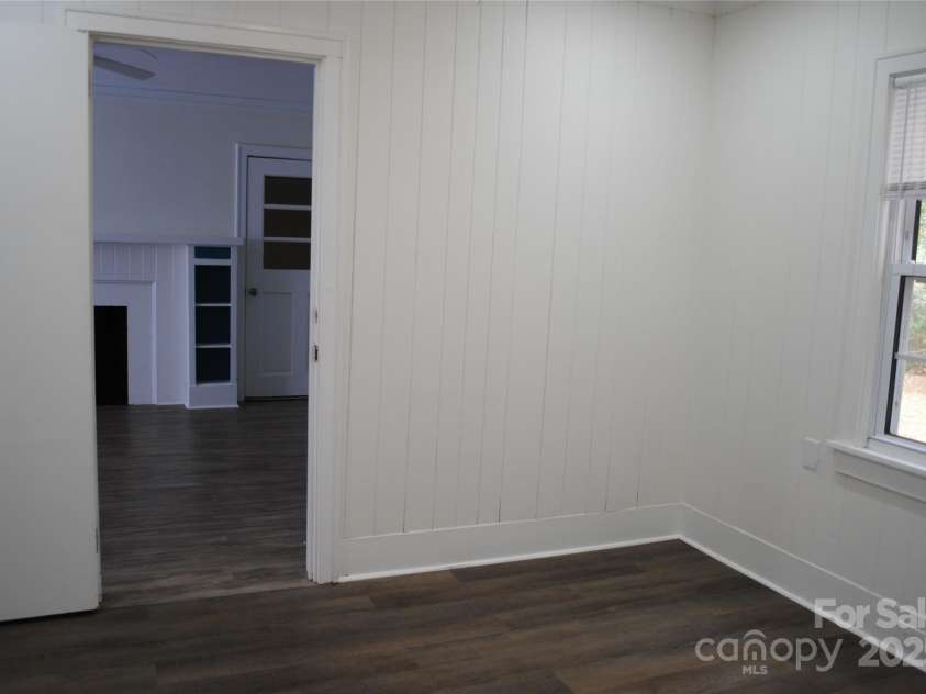 636 Statesville Boulevard, Salisbury, NC 28144.  MLS# CAR4307240, YatesRealty ID 2528. 