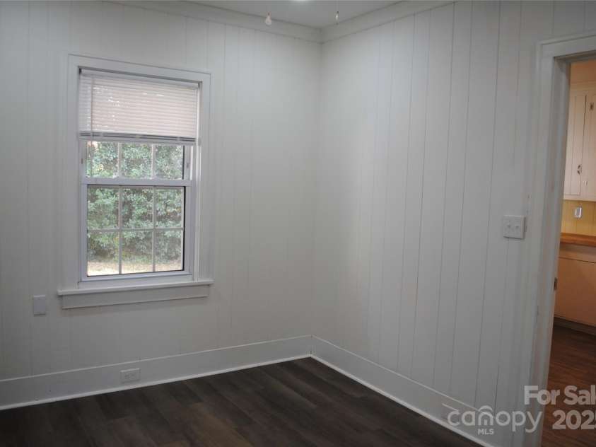 636 Statesville Boulevard, Salisbury, NC 28144.  MLS# CAR4307240, YatesRealty ID 2528. 