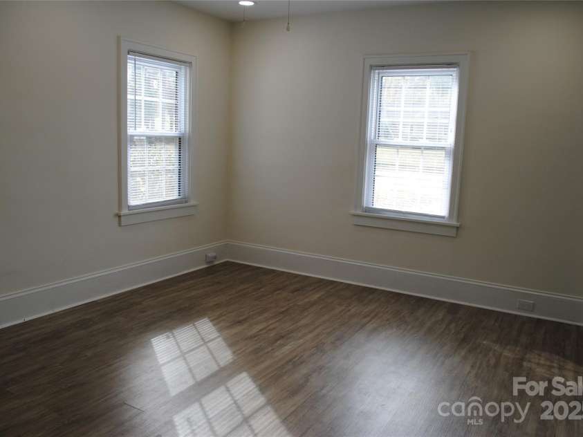 636 Statesville Boulevard, Salisbury, NC 28144.  MLS# CAR4307240, YatesRealty ID 2528. 