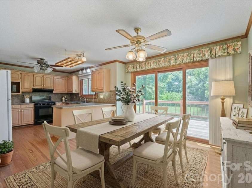 725 Sunridge Drive, Lincolnton, NC 28092.  MLS# CAR4379909, YatesRealty ID 25282. Virtually Staged