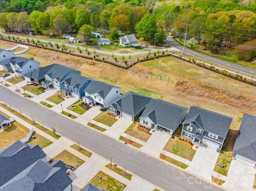 3013 Cunningham Farm Drive, Indian Trail, NC 28079.  MLS# CAR4363324, YatesRealty ID 25283. 