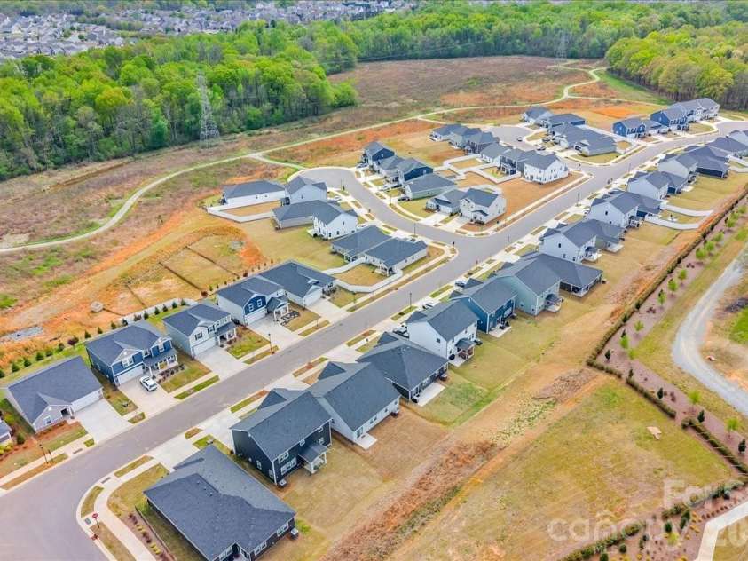3013 Cunningham Farm Drive, Indian Trail, NC 28079.  MLS# CAR4363324, YatesRealty ID 25283. 