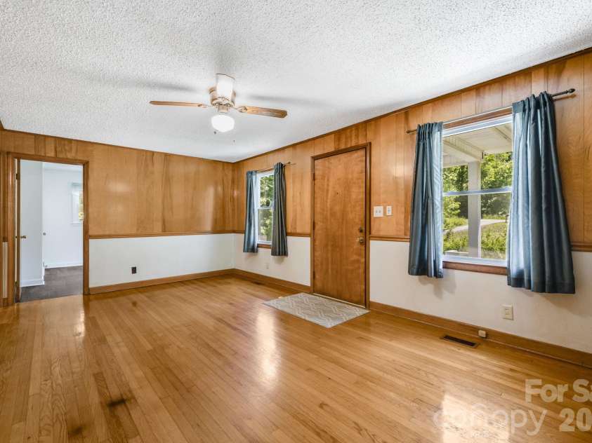 1111 Ammons Branch Road, Marshall, NC 28753.  MLS# CAR4383195, YatesRealty ID 25284. 
