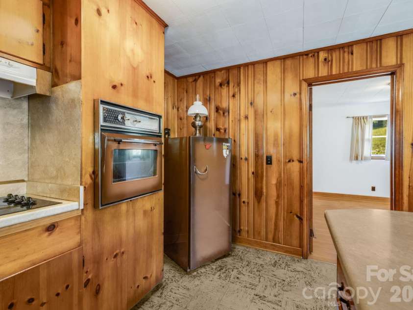 1111 Ammons Branch Road, Marshall, NC 28753.  MLS# CAR4383195, YatesRealty ID 25284. 