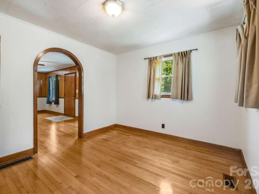 1111 Ammons Branch Road, Marshall, NC 28753.  MLS# CAR4383195, YatesRealty ID 25284. 