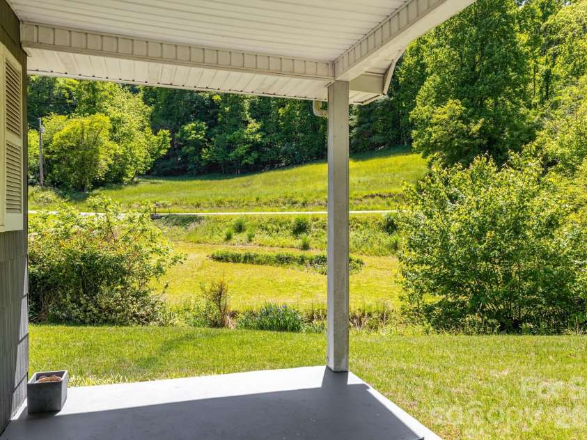 1111 Ammons Branch Road, Marshall, NC 28753.  MLS# CAR4383195, YatesRealty ID 25284. 