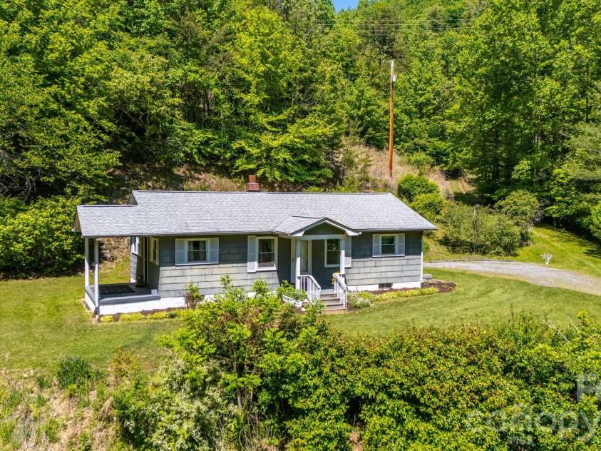 1111 Ammons Branch Road, Marshall, NC 28753.  MLS# CAR4383195, YatesRealty ID 25284. 