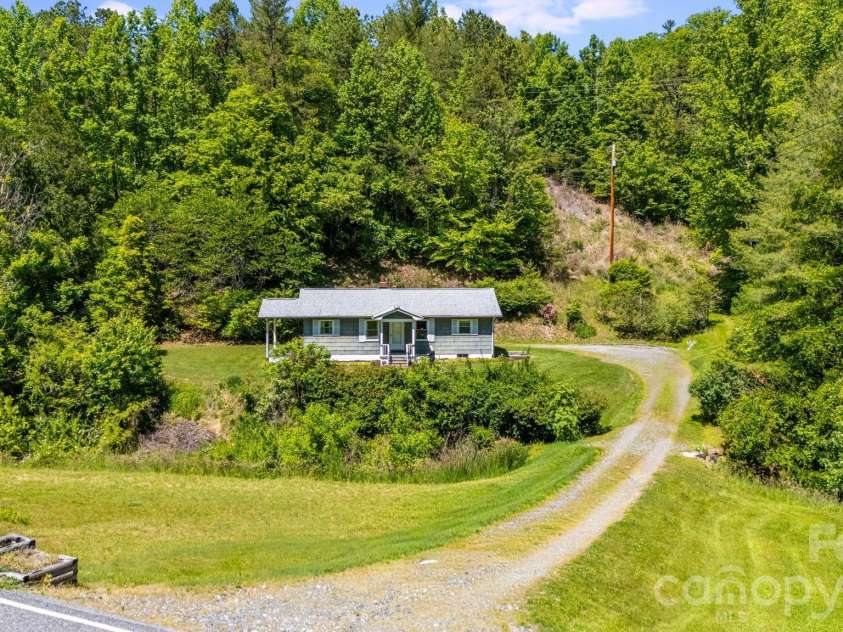 1111 Ammons Branch Road, Marshall, NC 28753.  MLS# CAR4383195, YatesRealty ID 25284. 
