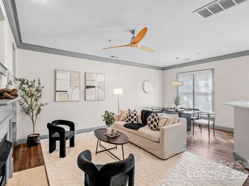 4708 Hill View Drive, Charlotte, NC 28210.  MLS# CAR4275753, YatesRealty ID 25284. 