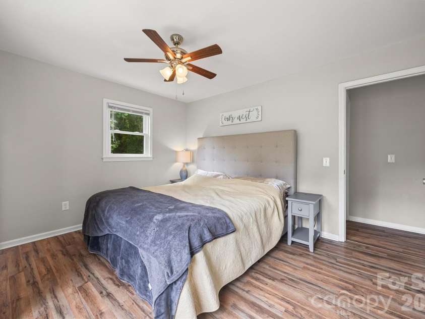 1848 Smiths Circle, Rock Hill, SC 29730.  MLS# CAR4380330, YatesRealty ID 25285. 
