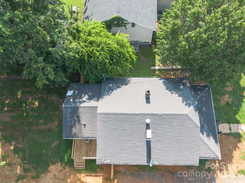 1919 Gay Street, Statesville, NC 28625.  MLS# CAR4276558, YatesRealty ID 25285. 
