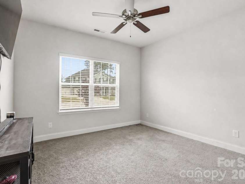 11756 Glenwood Drive, Locust, NC 28097.  MLS# CAR4375781, YatesRealty ID 25289. 