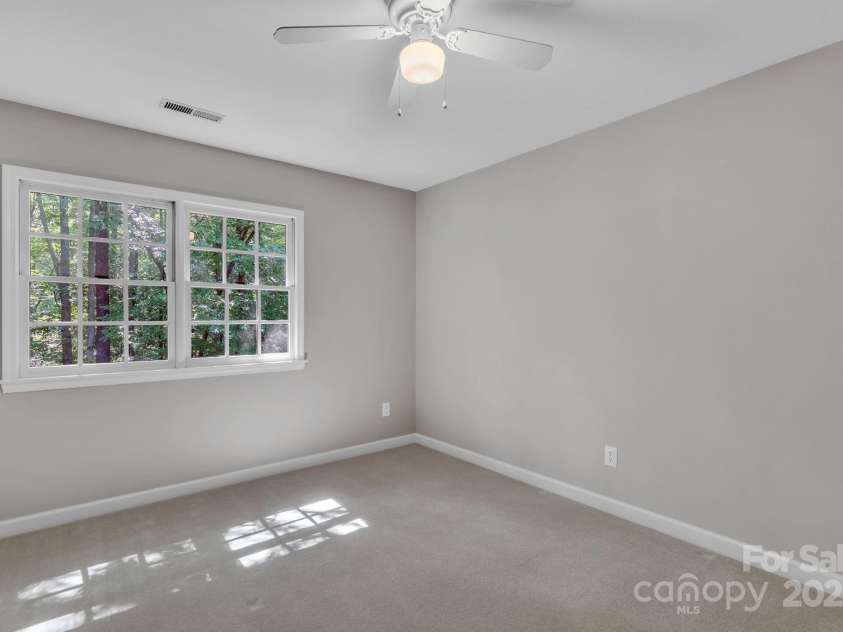 5024 Ardenwoods Drive, Charlotte, NC 28215.  MLS# CAR4278121, YatesRealty ID 25289. 4th Bedroom (no furniture)