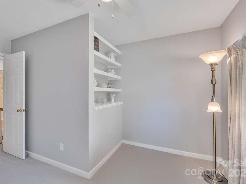 5024 Ardenwoods Drive, Charlotte, NC 28215.  MLS# CAR4278121, YatesRealty ID 25289. Nursery/2nd Bedroom1