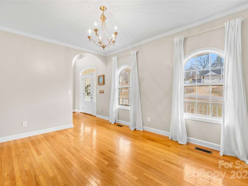 107 Dove Meadow Lane, Statesville, NC 28625.  MLS# CAR4333488, YatesRealty ID 2529. 