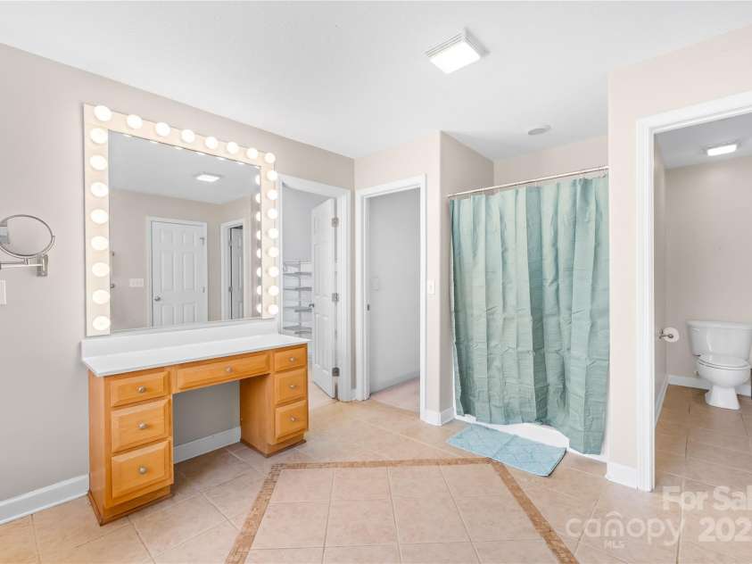 107 Dove Meadow Lane, Statesville, NC 28625.  MLS# CAR4333488, YatesRealty ID 2529. 