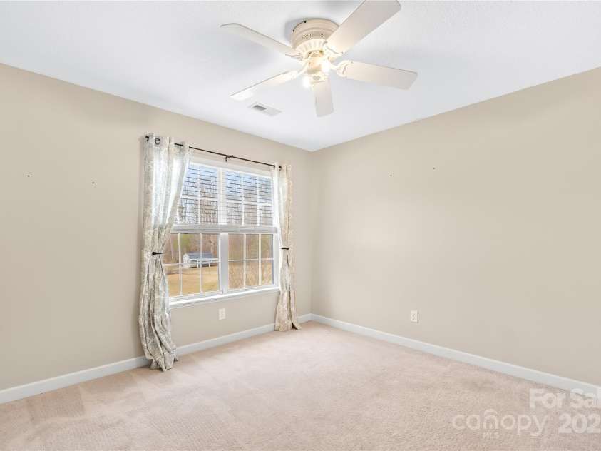 107 Dove Meadow Lane, Statesville, NC 28625.  MLS# CAR4333488, YatesRealty ID 2529. 