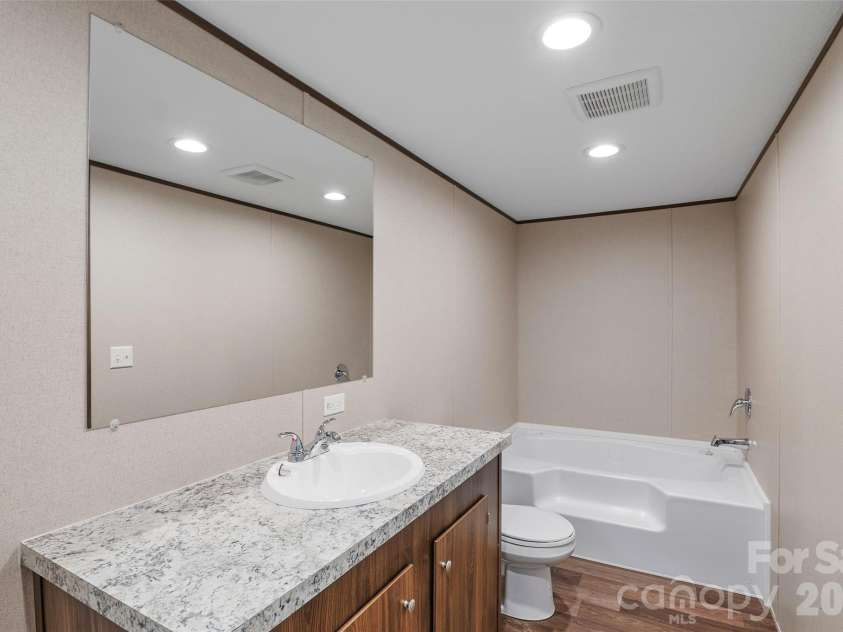 265 Curtis Creek Road, Candler, NC 28715.  MLS# CAR4373081, YatesRealty ID 25291. 