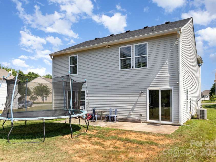 3542 Crowders View Drive, Gastonia, NC 28052.  MLS# CAR4279778, YatesRealty ID 25291. 