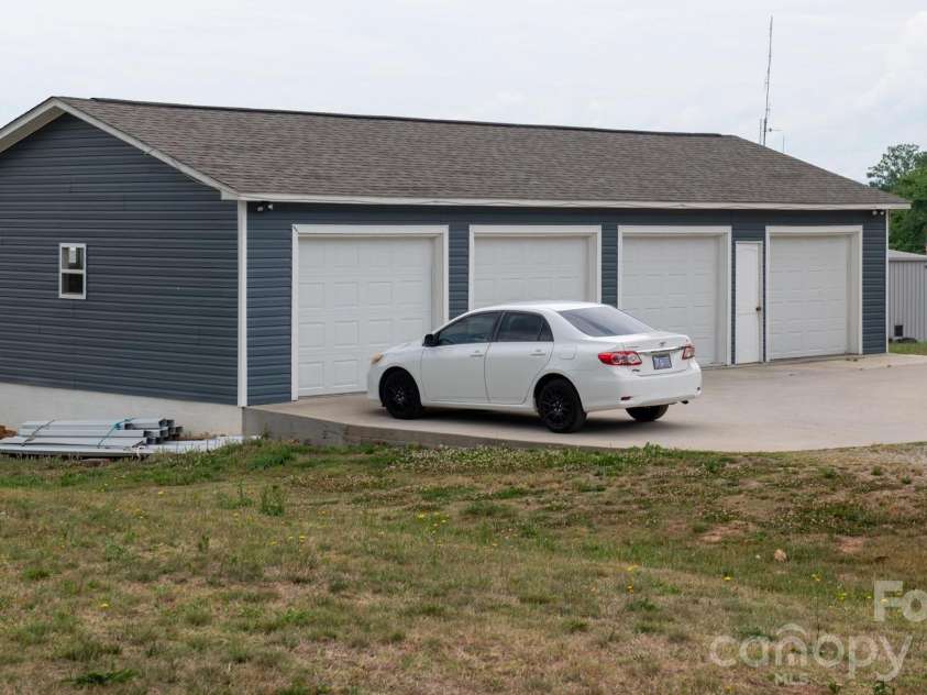 2076 Connelly Springs Road, Lenoir, NC 28645.  MLS# CAR4380178, YatesRealty ID 25293. 