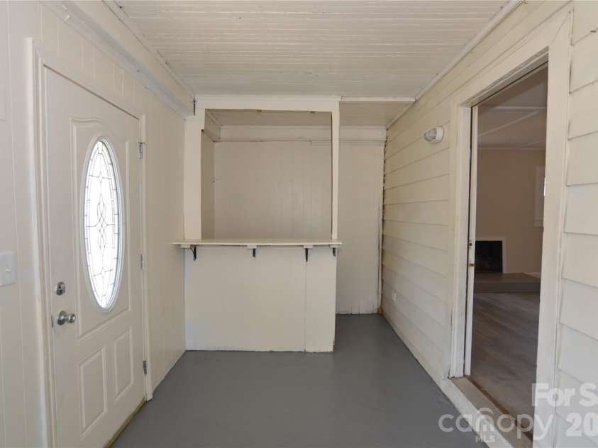 500 Gann Street, Lowell, NC 28098.  MLS# CAR4354875, YatesRealty ID 25294. 