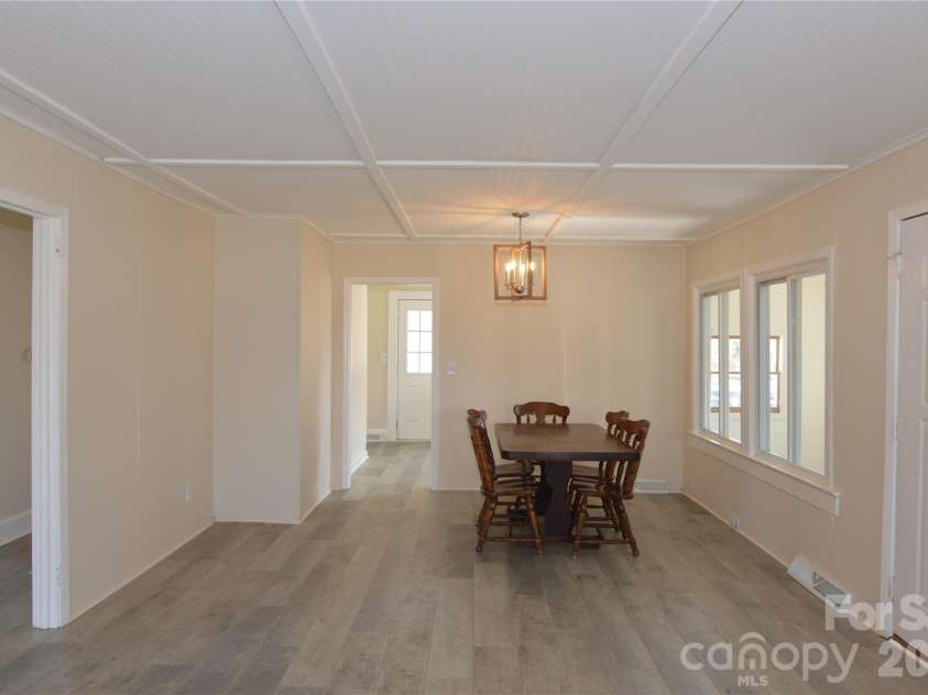 500 Gann Street, Lowell, NC 28098.  MLS# CAR4354875, YatesRealty ID 25294. Dining Area