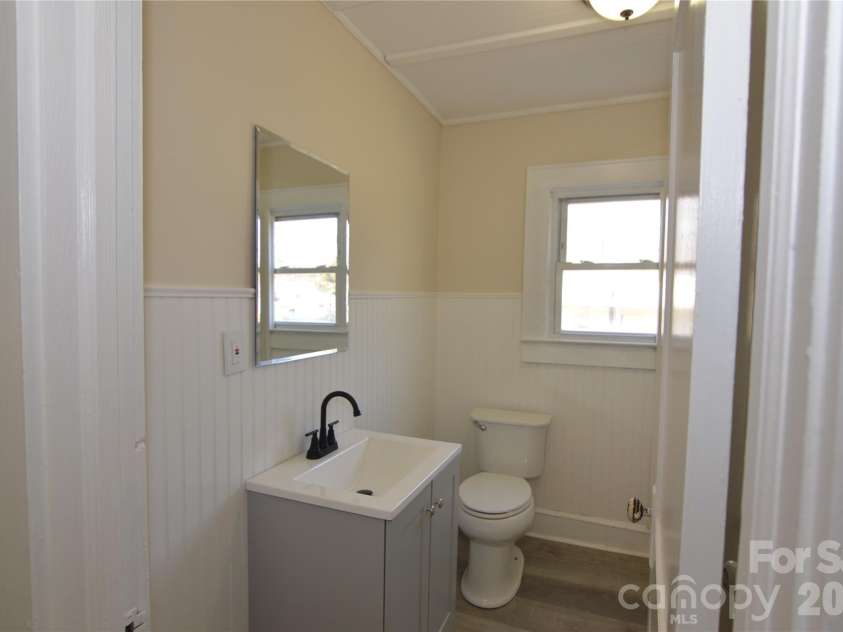 500 Gann Street, Lowell, NC 28098.  MLS# CAR4354875, YatesRealty ID 25294. Full Bath