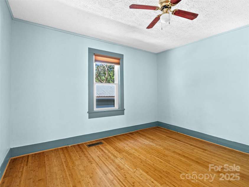 83 5th Avenue, Asheville, NC 28806.  MLS# CAR4275954, YatesRealty ID 25294. Bedroom 2