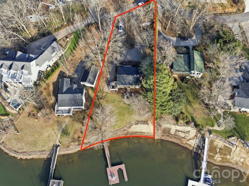 122 Lily Pad Loop, Troutman, NC 28166.  MLS# CAR4332898, YatesRealty ID 25295. 