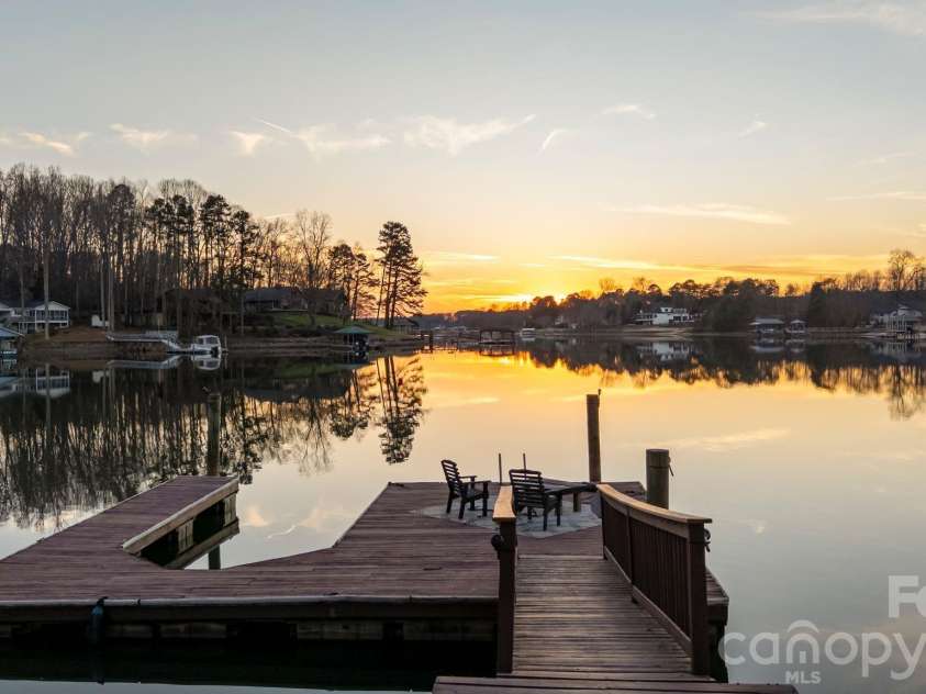 122 Lily Pad Loop, Troutman, NC 28166.  MLS# CAR4332898, YatesRealty ID 25295. 