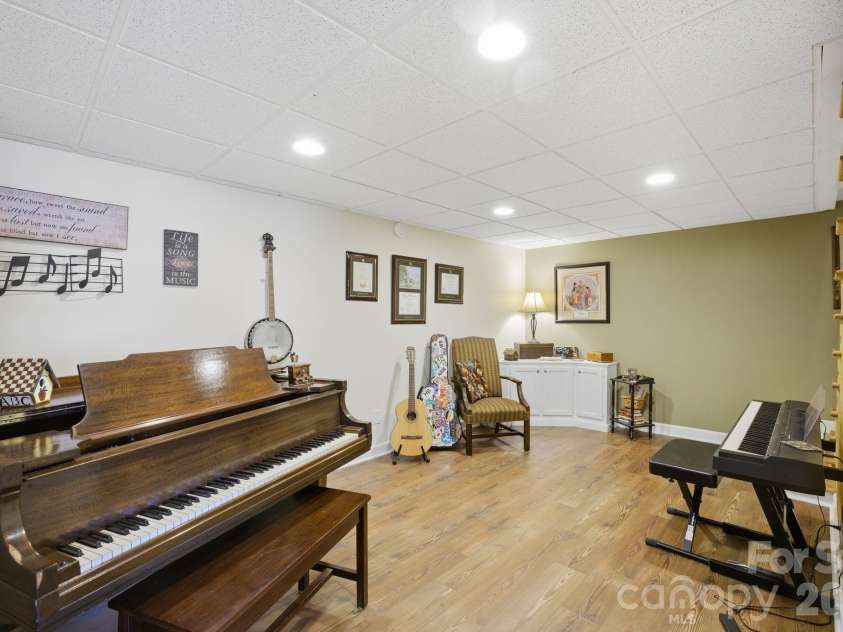122 Lily Pad Loop, Troutman, NC 28166.  MLS# CAR4332898, YatesRealty ID 25295. 