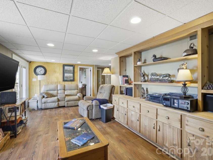 122 Lily Pad Loop, Troutman, NC 28166.  MLS# CAR4332898, YatesRealty ID 25295. 
