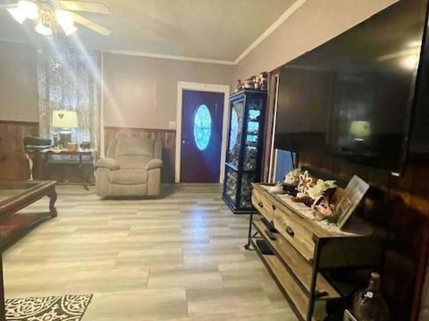 15 Rose Street, York, SC 29745.  MLS# CAR4266474, YatesRealty ID 25296. Living Room