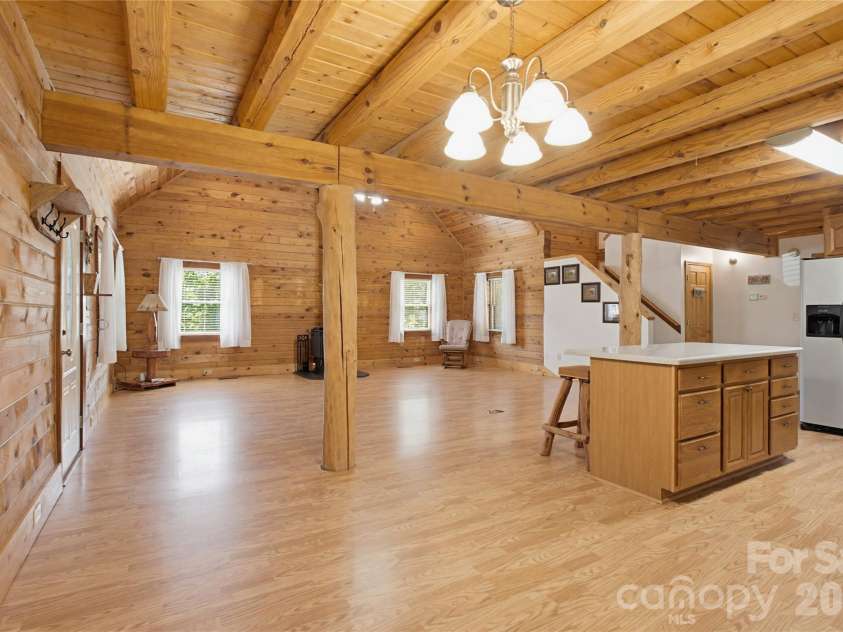 451 Rustic Ridge Drive, Canton, NC 28716.  MLS# CAR4384087, YatesRealty ID 25297. 