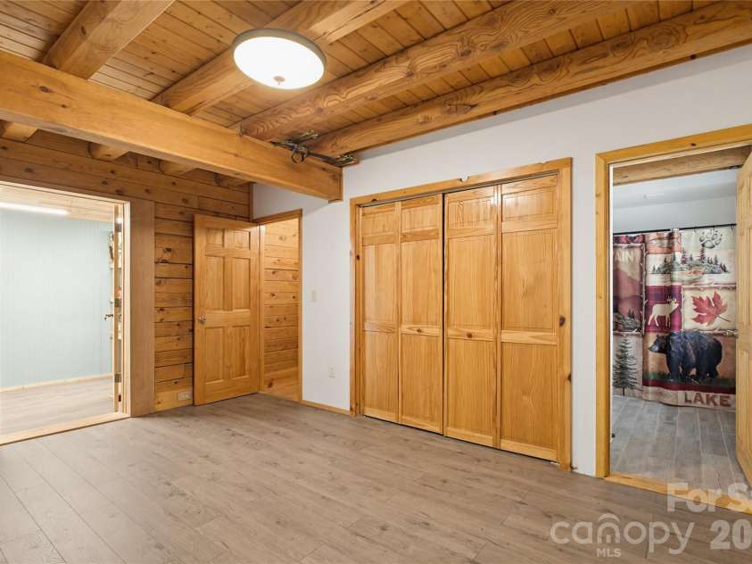 451 Rustic Ridge Drive, Canton, NC 28716.  MLS# CAR4384087, YatesRealty ID 25297. 