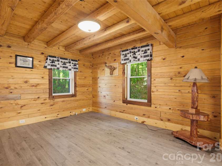 451 Rustic Ridge Drive, Canton, NC 28716.  MLS# CAR4384087, YatesRealty ID 25297. 