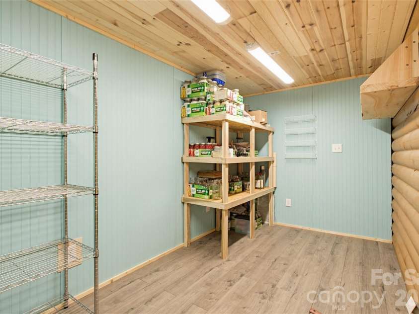 451 Rustic Ridge Drive, Canton, NC 28716.  MLS# CAR4384087, YatesRealty ID 25297. 