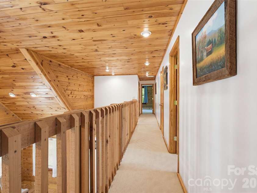 451 Rustic Ridge Drive, Canton, NC 28716.  MLS# CAR4384087, YatesRealty ID 25297. 