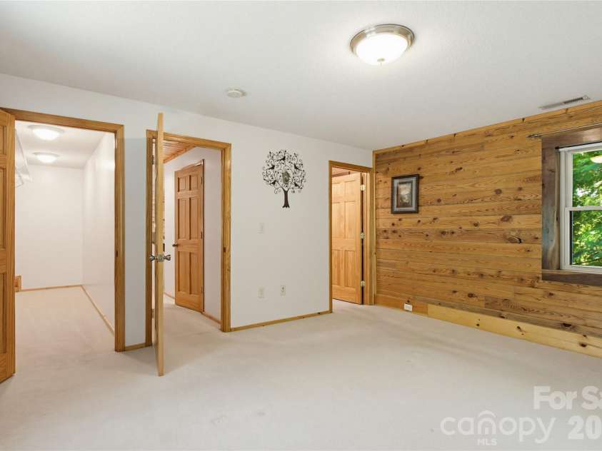 451 Rustic Ridge Drive, Canton, NC 28716.  MLS# CAR4384087, YatesRealty ID 25297. 