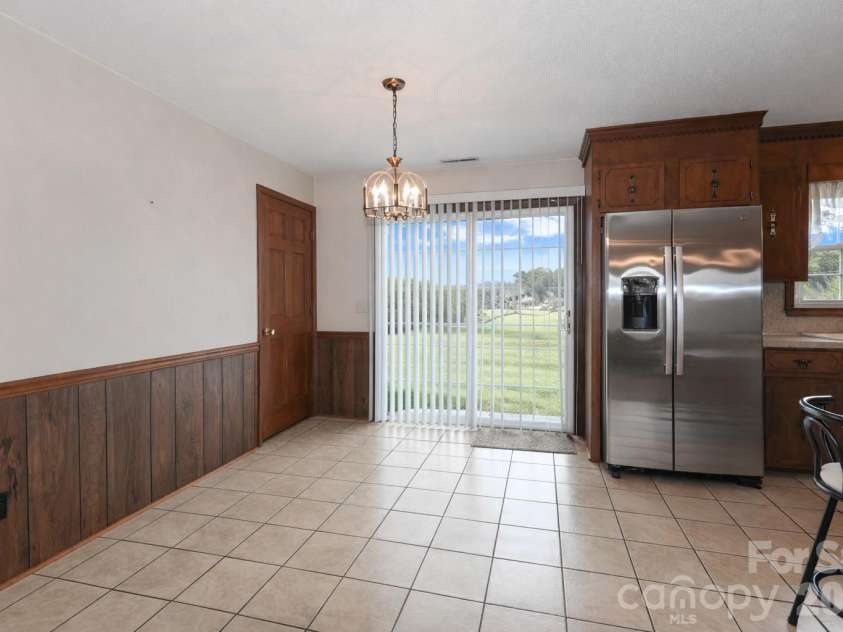 116 Deer Trail Road, Statesville, NC 28677.  MLS# CAR4272587, YatesRealty ID 25298. 